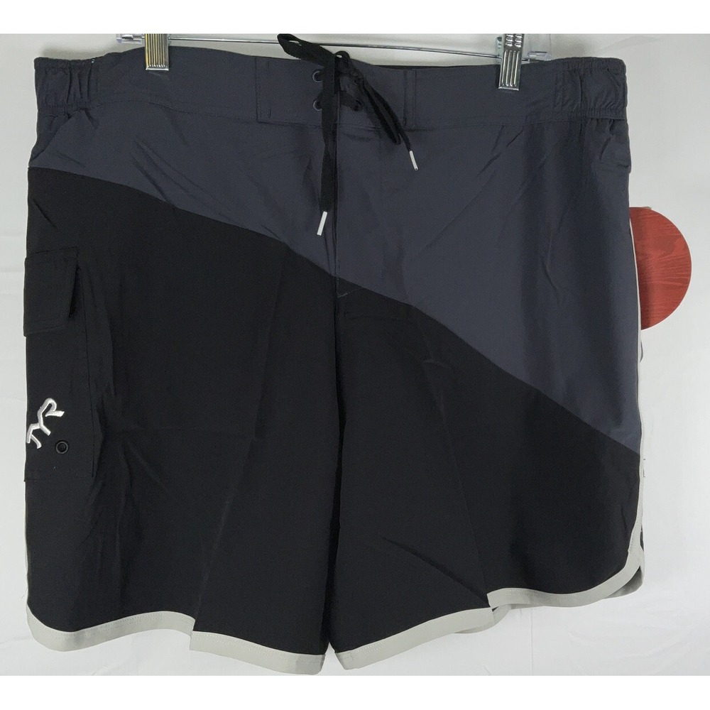 NWT Men's TYR Lined‎ Bulldog Black & Gray Board Shorts Swimming Trunks XL
